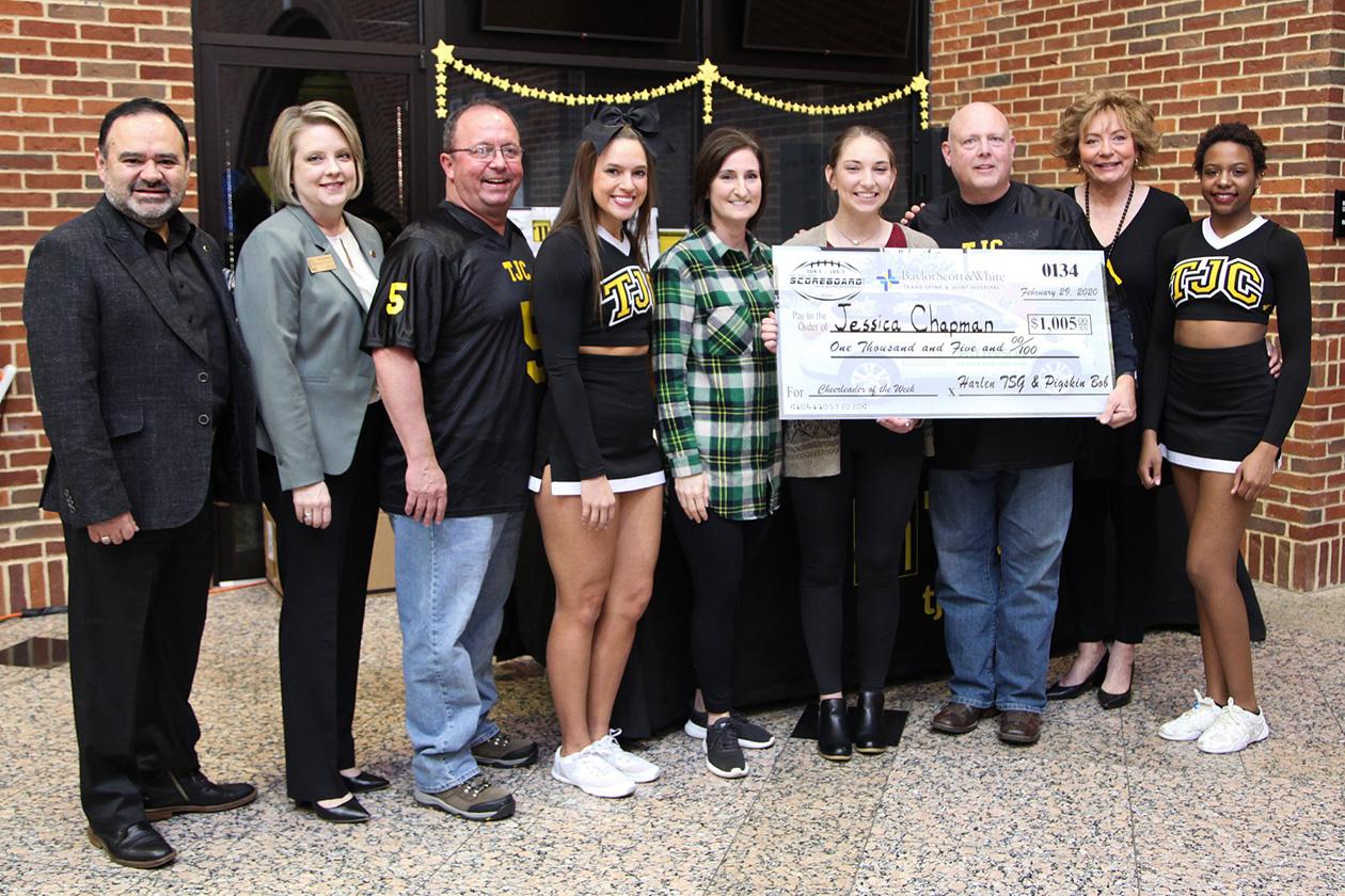 TJC Cheerleader Chapman