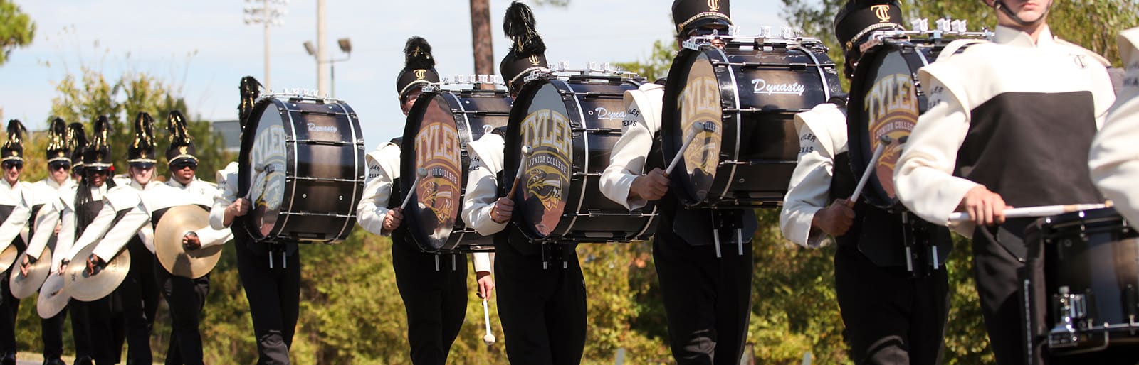 Band rim featured sized