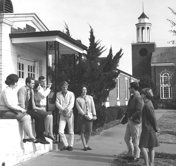 Archives students halfpage sized